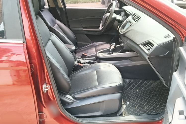 Used Ford Escort 2015 1.5L Automatic Fashion Model Right Front Seat