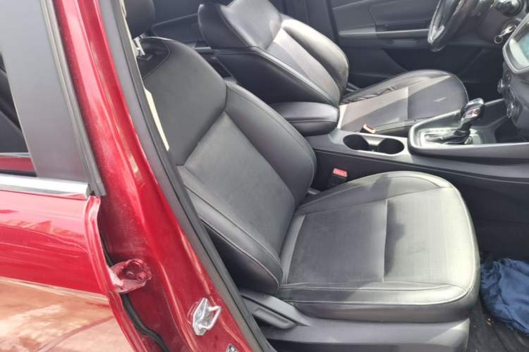 Used Ford Escort 2015 1.5L Automatic Fashion Model Right Front Seat