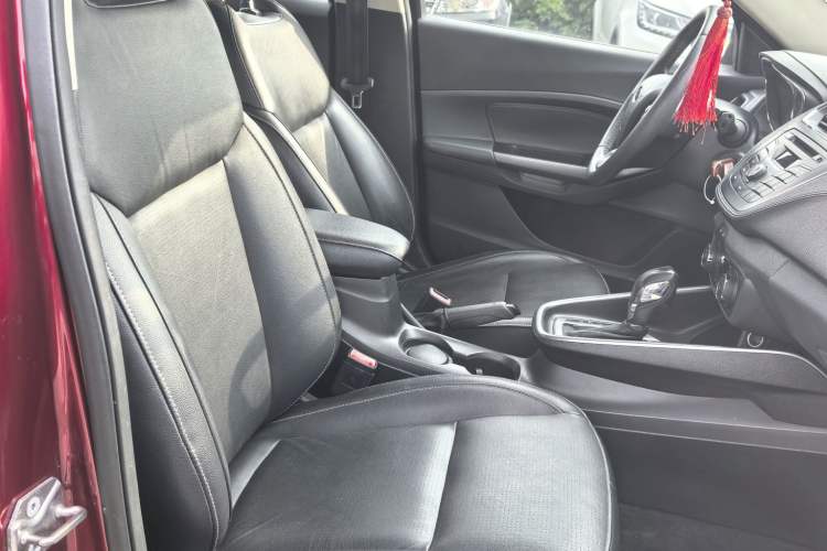 Used Ford Escort 2015 1.5L Automatic Fashion Model Right Front Seat