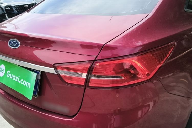 Used Ford Escort 2015 1.5L Automatic Fashion Model Right Rear Taillight