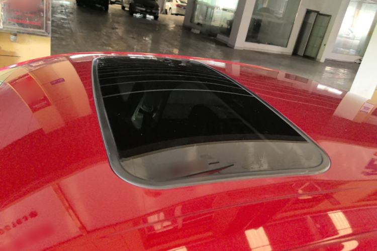 Used Ford Escort 2015 1.5L Automatic Fashion Model Roof
