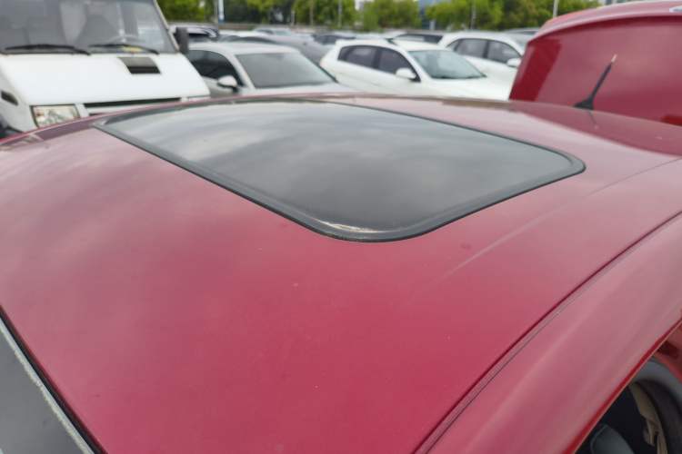 Used Ford Escort 2015 1.5L Automatic Fashion Model Roof
