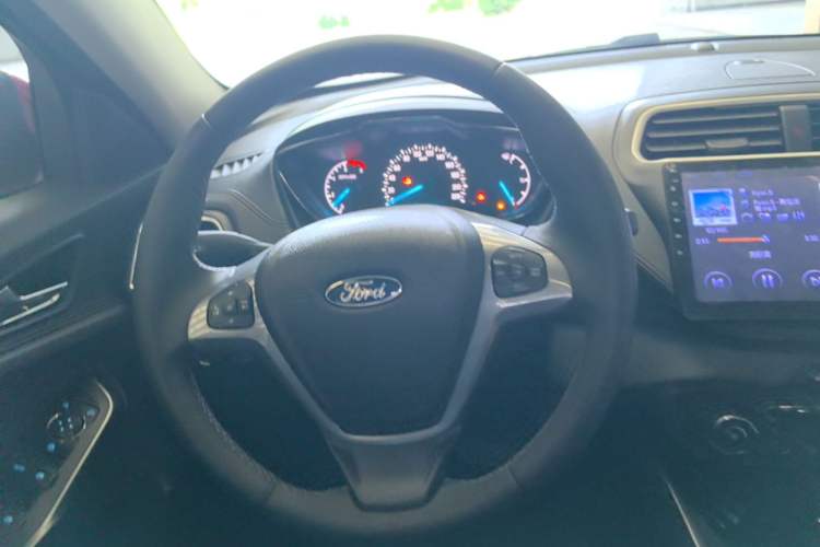 Used Ford Escort 2015 1.5L Automatic Fashion Model Steering Wheel