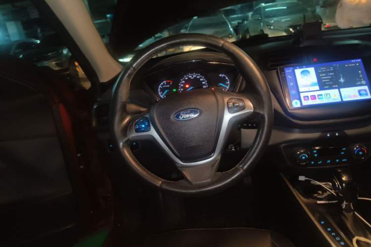 Used Ford Escort 2015 1.5L Automatic Fashion Model Steering Wheel