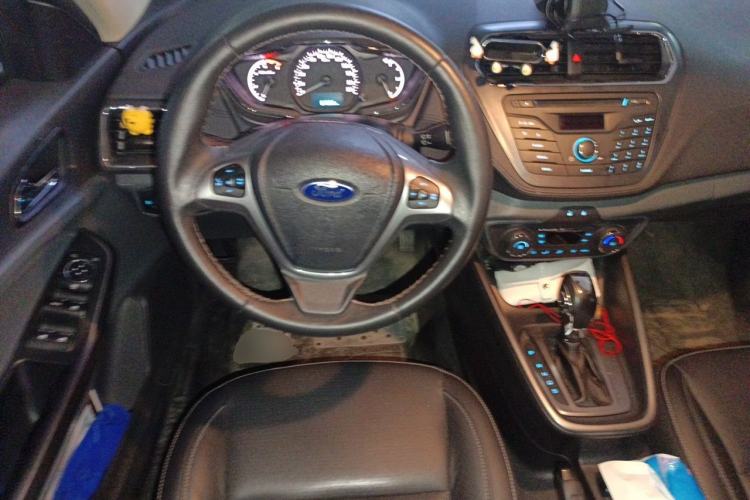 Used Ford Escort 2015 1.5L Automatic Fashion Model Steering Wheel