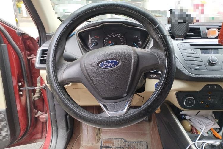 Used Ford Escort 2015 1.5L Manual Comfort Model Steering Wheel