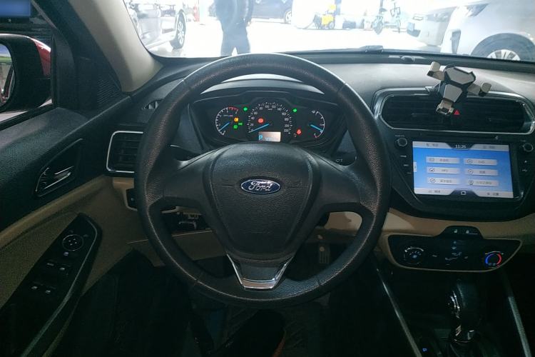 Used Ford Escort 2015 1.5L Automatic Comfort Edition Steering Wheel