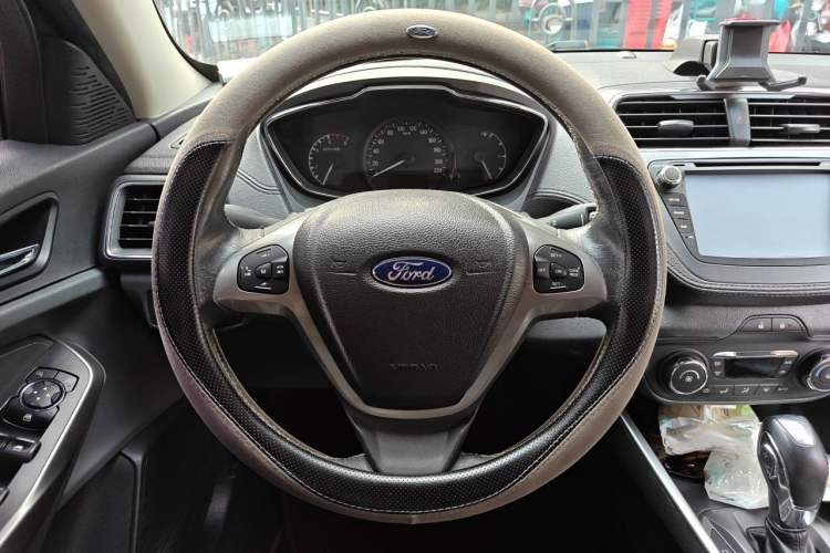 Used Ford Escort 2015 1.5L Automatic Fashion Model Steering Wheel