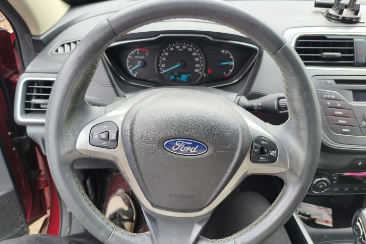 Used Ford Escort 2015 1.5L Automatic Fashion Model Steering Wheel