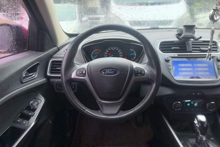 Used Ford Escort 2015 1.5L Automatic Fashion Model Steering Wheel