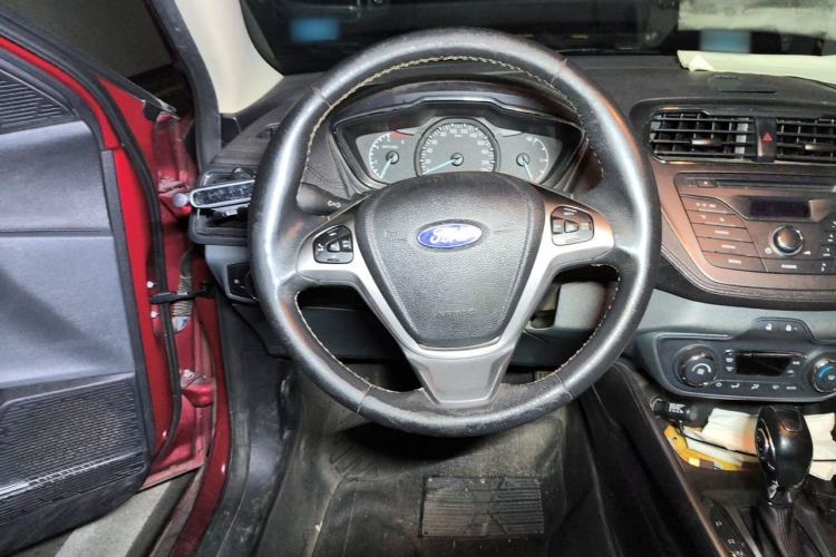 Used Ford Escort 2015 1.5L Automatic Fashion Model Steering Wheel