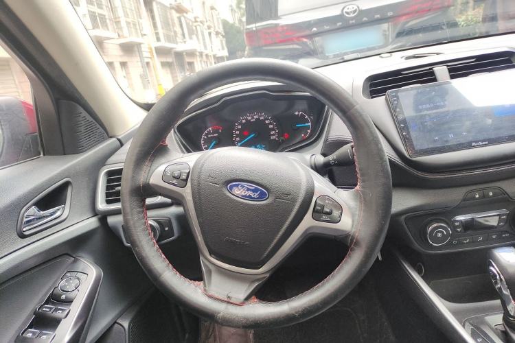 Used Ford Escort 2015 1.5L Automatic Fashion Model Steering Wheel