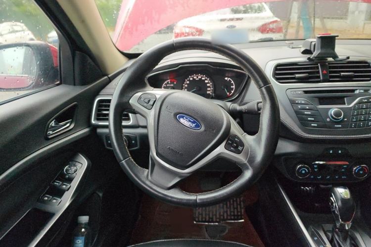 Used Ford Escort 2015 1.5L Automatic Fashion Model Steering Wheel