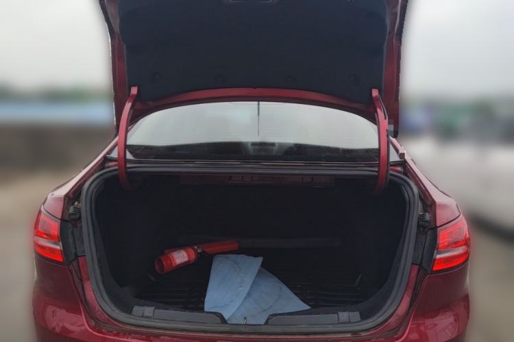 Used Ford Escort 2015 1.5L Automatic Fashion Model Trunk