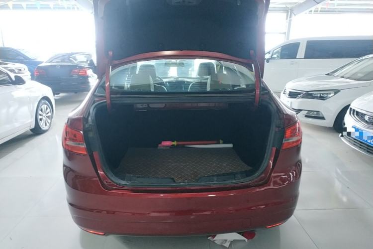 Used Ford Escort 2015 1.5L Automatic Comfort Edition Trunk