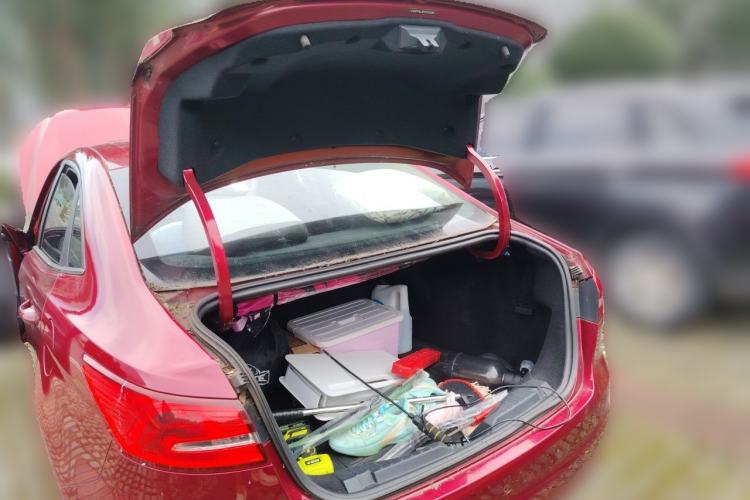 Used Ford Escort 2015 1.5L Automatic Fashion Model Trunk