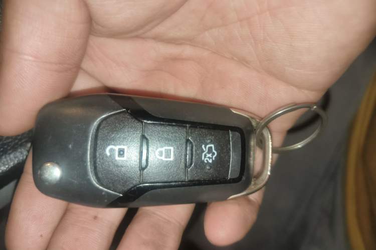 Used Ford Escort 2015 1.5L Automatic Fashion Model Vehicle Key
