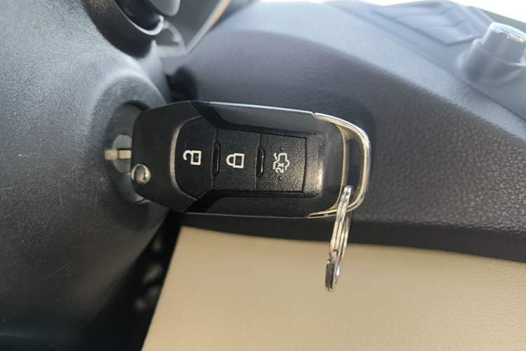 Used Ford Escort 2015 1.5L Automatic Comfort Edition Vehicle Key