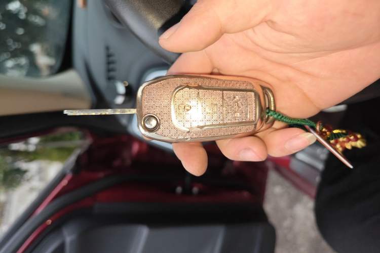 Used Ford Escort 2015 1.5L Automatic Fashion Model Vehicle Key