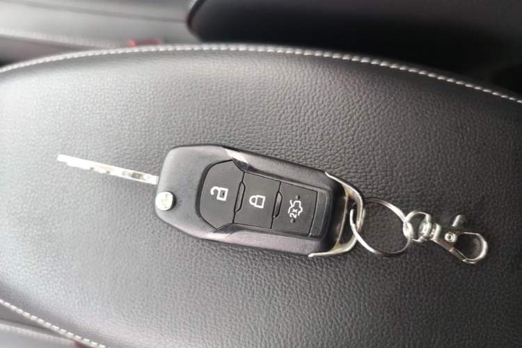 Used Ford Escort 2015 1.5L Automatic Fashion Model Vehicle Key