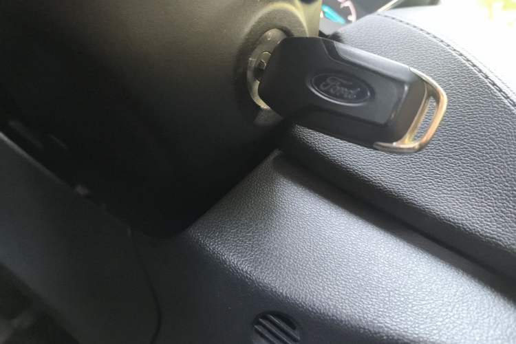 Used Ford Escort 2015 1.5L Manual Fashion Edition Vehicle Key