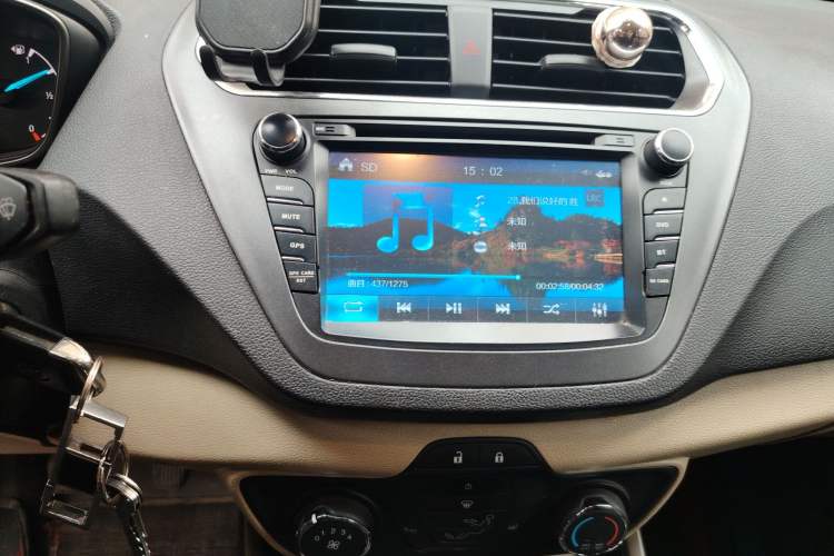 Used Ford Escort 2015 1.5L Manual Comfort Model Audio And AC Panel