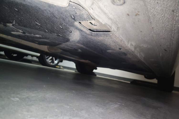 Used Ford Escort 2015 1.5L Manual Comfort Model Chassis Front Left