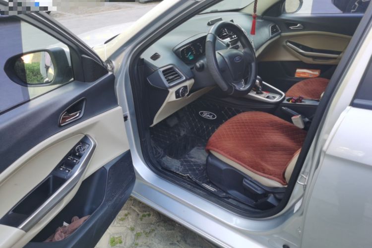 Used Ford Escort 2015 1.5L Automatic Comfort Edition Driver Seat