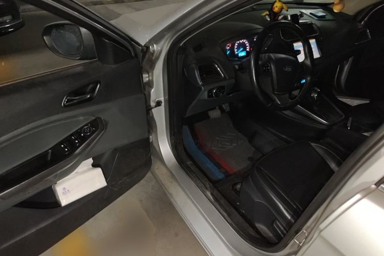 Used Ford Escort 2015 1.5L Automatic Fashion Model Driver Seat