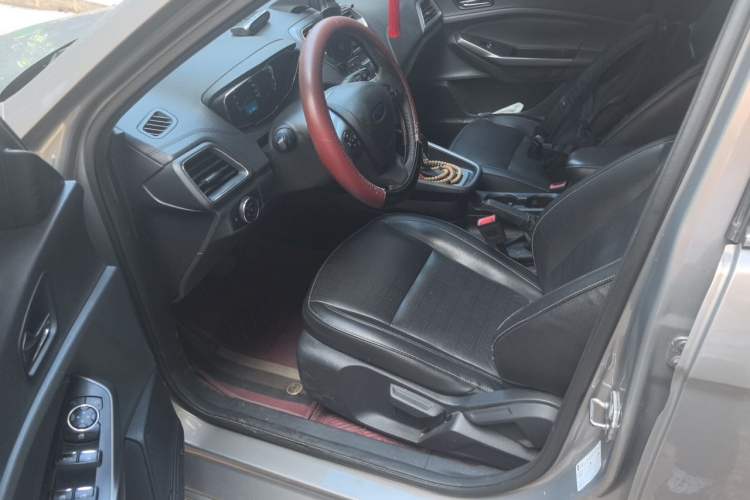 Used Ford Escort 2015 1.5L Automatic Fashion Model Driver Seat