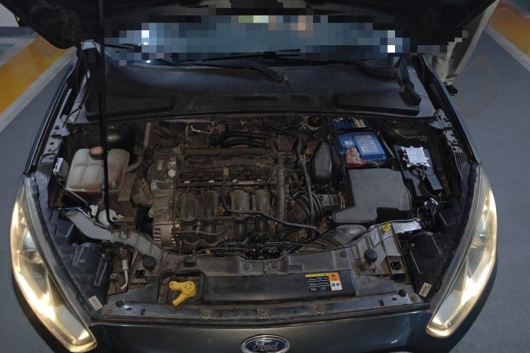 Used Ford Escort 2015 1.5L Automatic Fashion Model Engine Bay