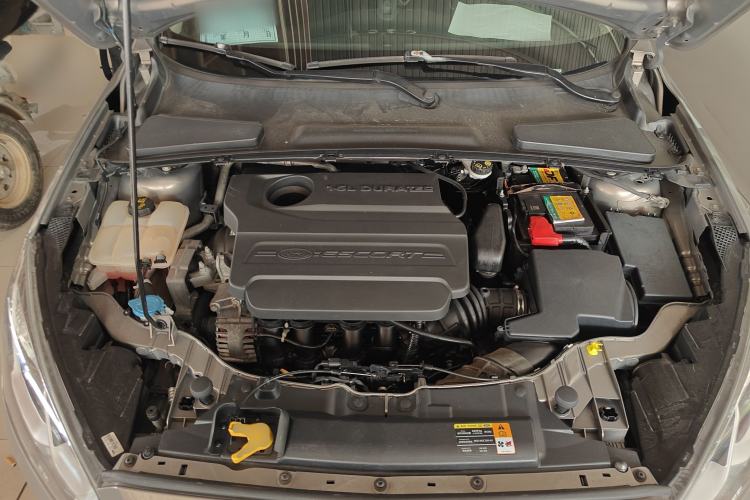 Used Ford Escort 2015 1.5L Automatic Fashion Model Engine Bay