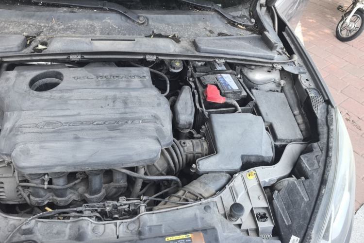 Used Ford Escort 2015 1.5L Automatic Comfort Edition Engine Bay Left
