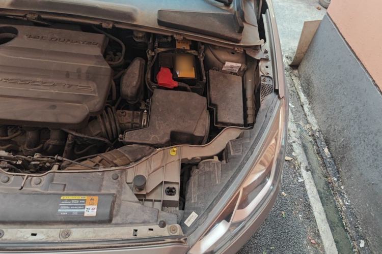 Used Ford Escort 2015 1.5L Automatic Fashion Model Engine Bay Left
