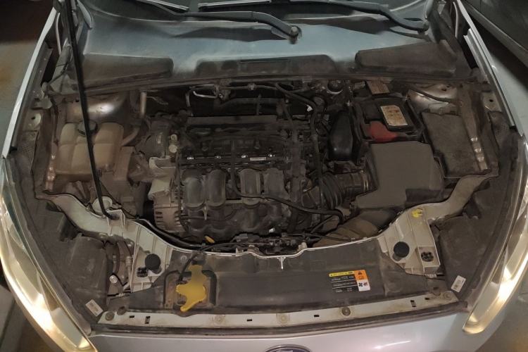 Used Ford Escort 2015 1.5L Automatic Fashion Model Engine Bay