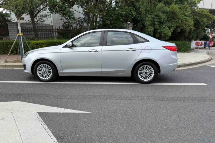 Used Ford Escort 2015 1.5L Automatic Comfort Edition Exterior 6