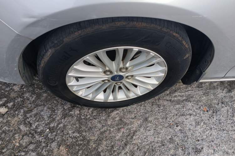 Used Ford Escort 2015 1.5L Manual Comfort Model Exterior 7