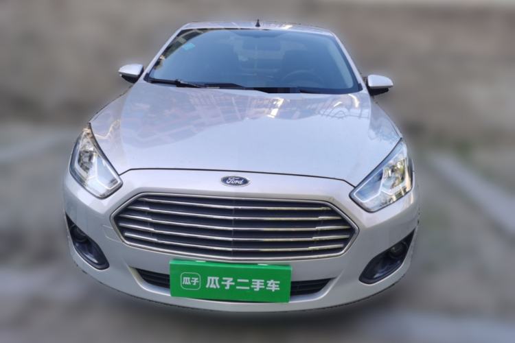 Used Ford Escort 2015 1.5L Automatic Comfort Edition Front