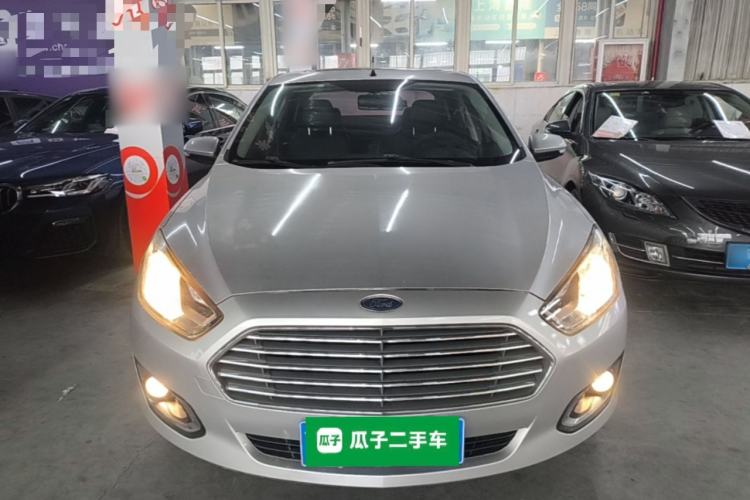 Used Ford Escort 2015 1.5L Automatic Fashion Model Front