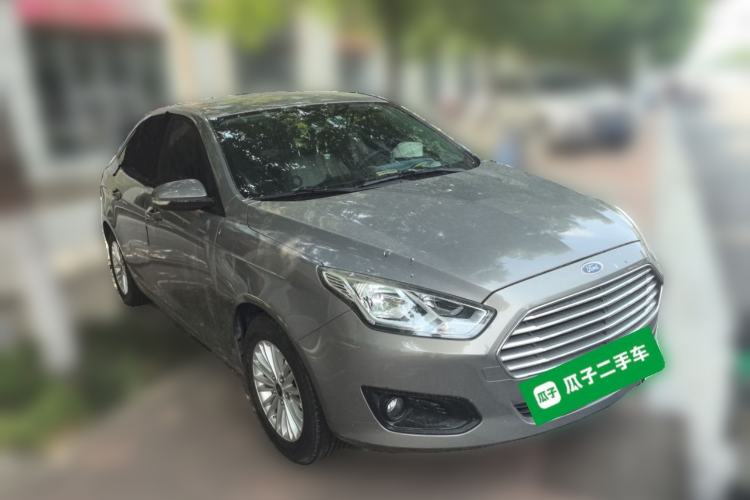 Used Ford Escort 2015 1.5L Automatic Comfort Edition Front Right 45 Deg