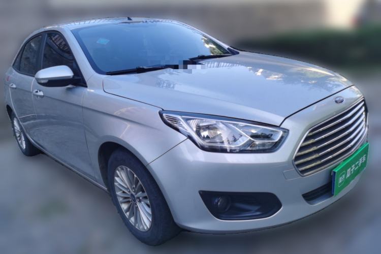 Used Ford Escort 2015 1.5L Automatic Comfort Edition Front Right 45 Deg