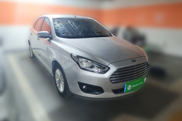 Used Ford Escort 2015 1.5L Manual Comfort Model Front Right 45 Deg