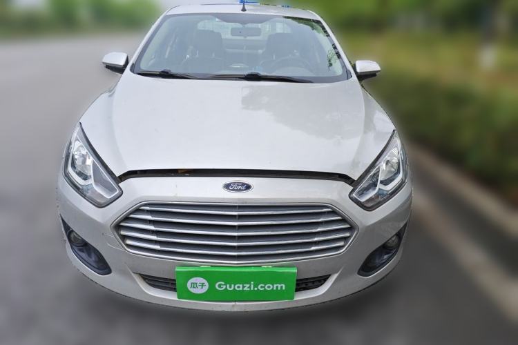 Used Ford Escort 2015 1.5L Manual Comfort Model Front