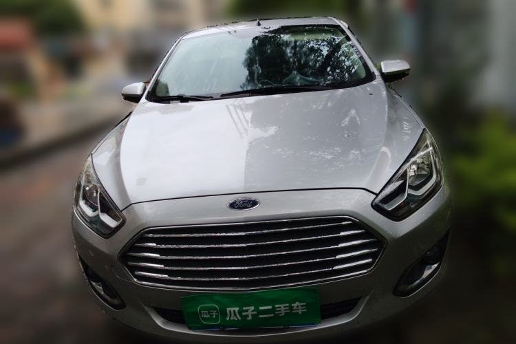 Used Ford Escort 2015 1.5L Automatic Fashion Model Front