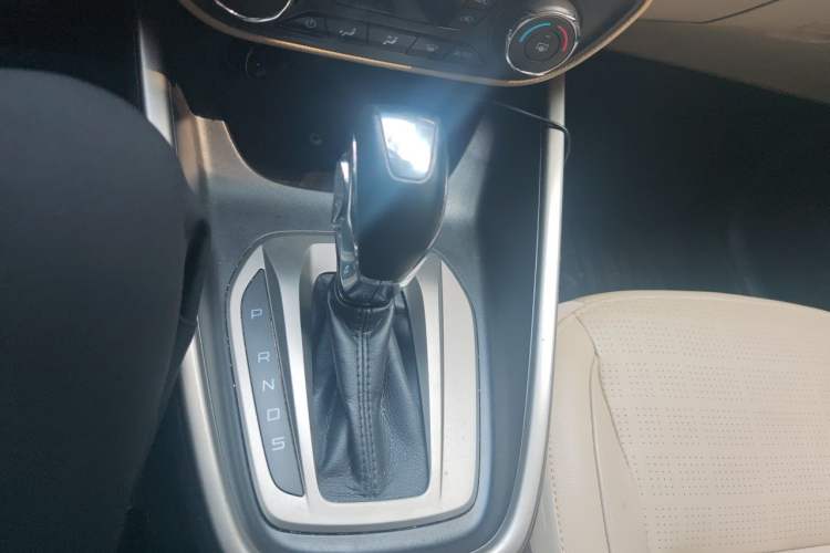 Used Ford Escort 2015 1.5L Automatic Fashion Model Gear Lever