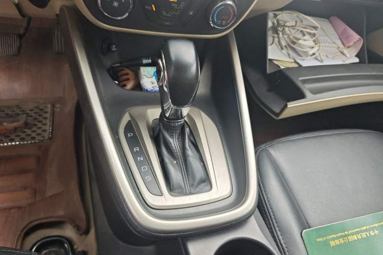 Used Ford Escort 2015 1.5L Automatic Comfort Edition Gear Lever