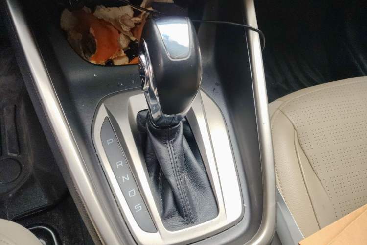 Used Ford Escort 2015 1.5L Automatic Fashion Model Gear Lever
