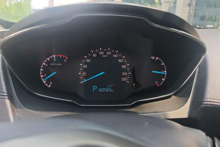 Used Ford Escort 2015 1.5L Automatic Fashion Model Instrument Cluster