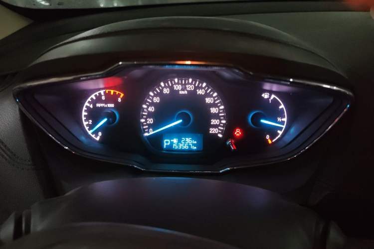 Used Ford Escort 2015 1.5L Automatic Fashion Model Instrument Cluster