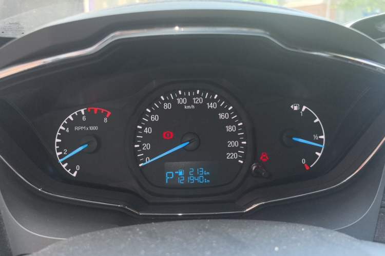 Used Ford Escort 2015 1.5L Automatic Fashion Model Instrument Cluster